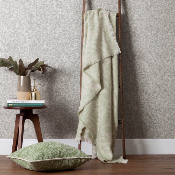 Morris & Co. Acorn Tonal Throw Blanket 130cm x 170cm