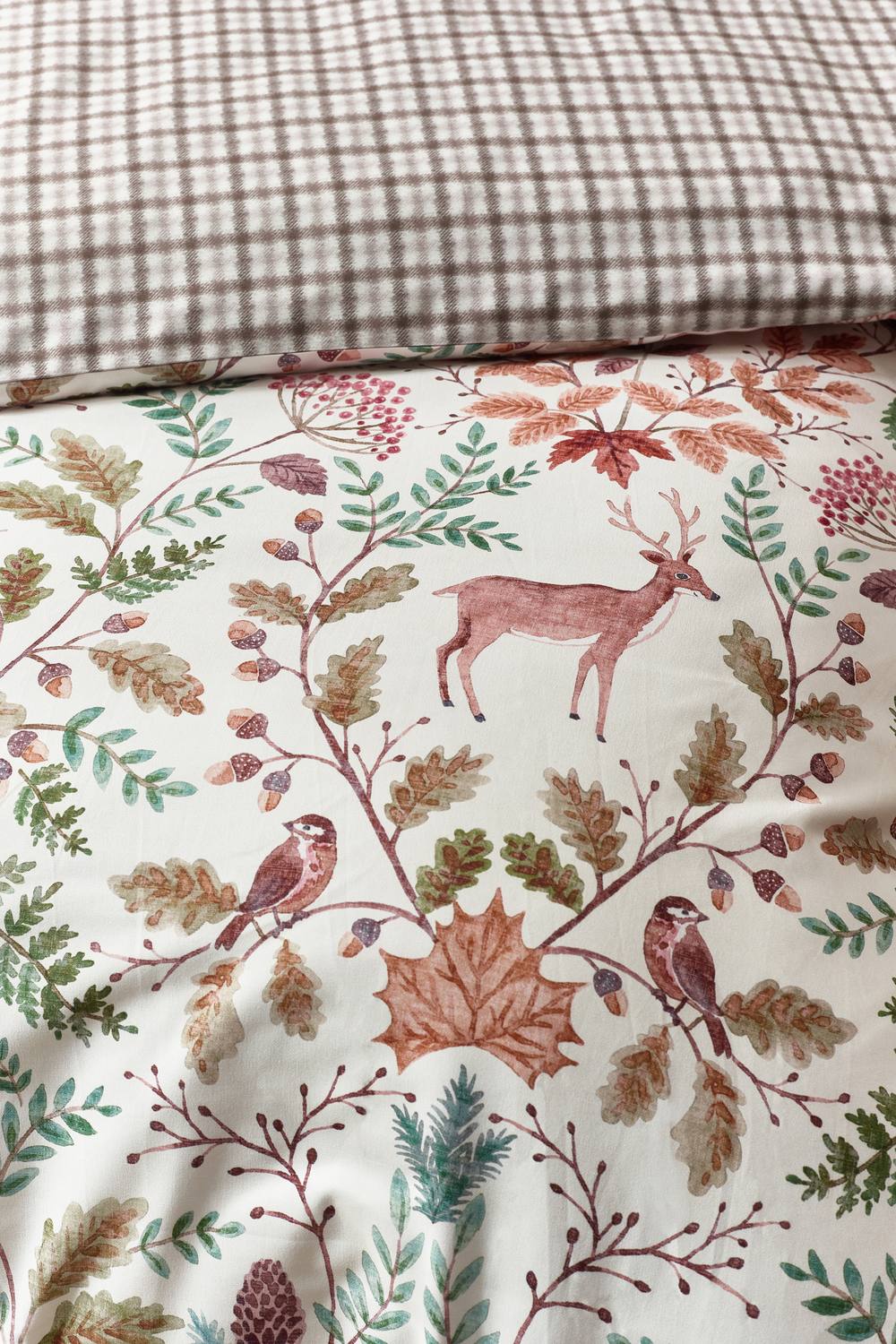 Catherine Lansfield Woodland Stag So Soft Reversible Duvet Cover Set in Cream 4