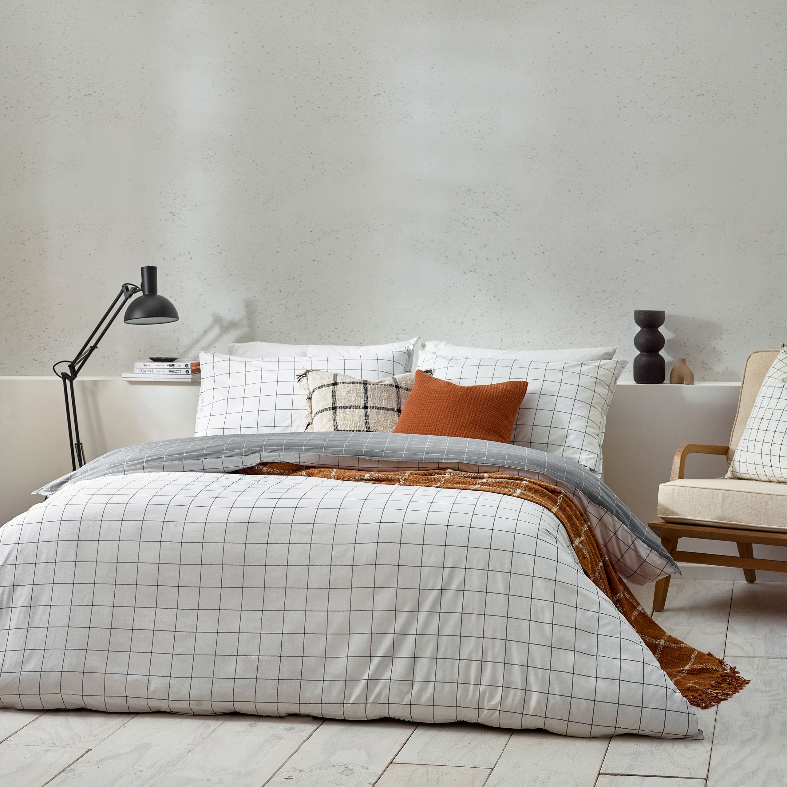Yard Howarth Check Reversible Duvet Cover Set in White