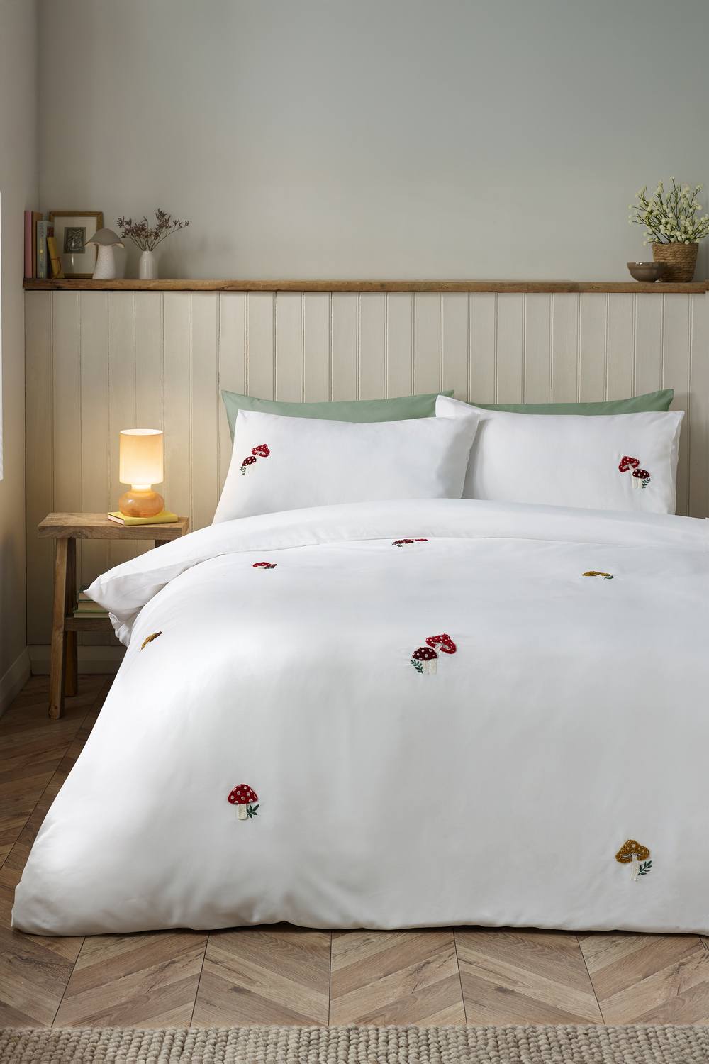 Catherine Lansfield 'Woodland Crochet' Embroidered Duvet Cover Set in White