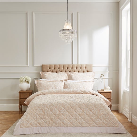 Dorma Winchester Bedspread