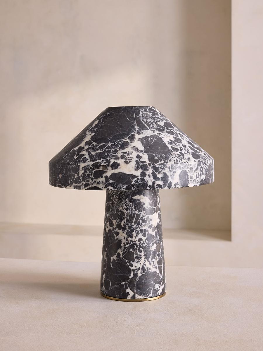 Jaya Table Lamp