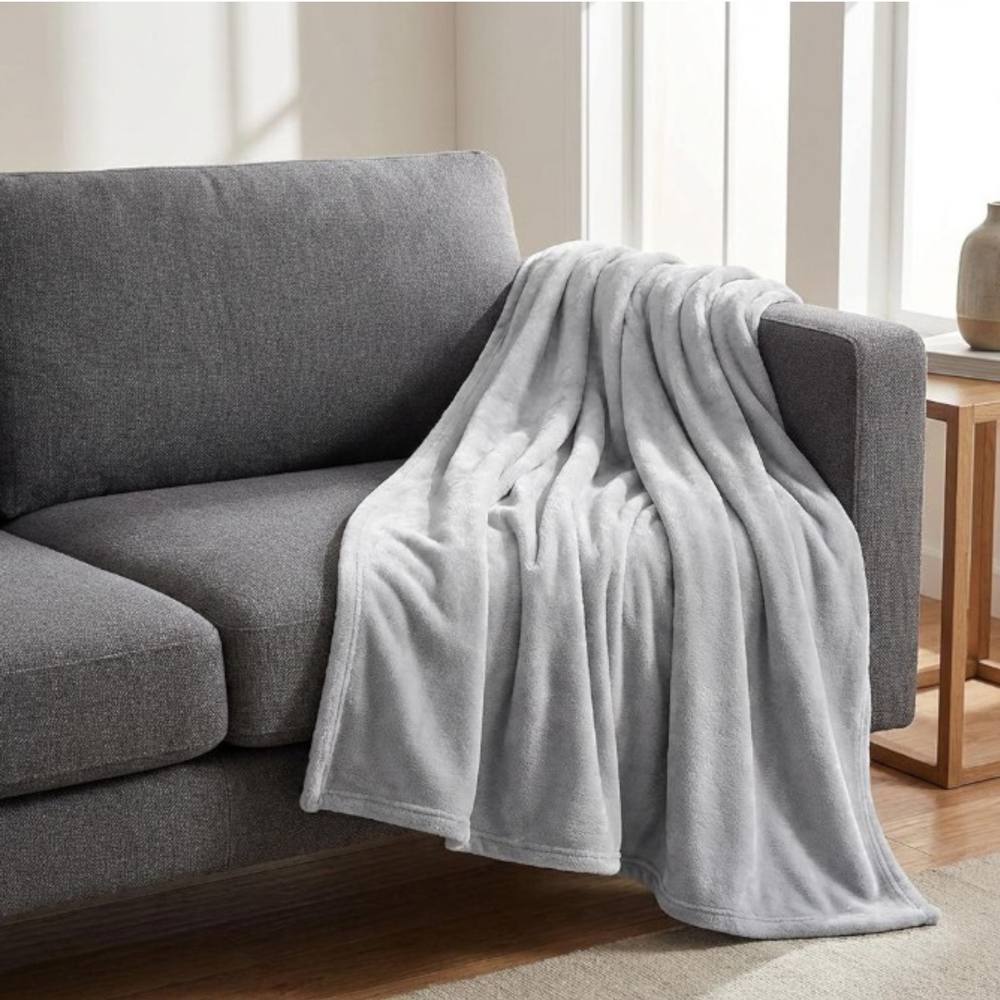 Garden Greatness Casa Classic Grey Plain Throw
