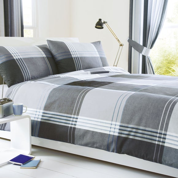 Taylor Duvet Cover and Pillowcase Set