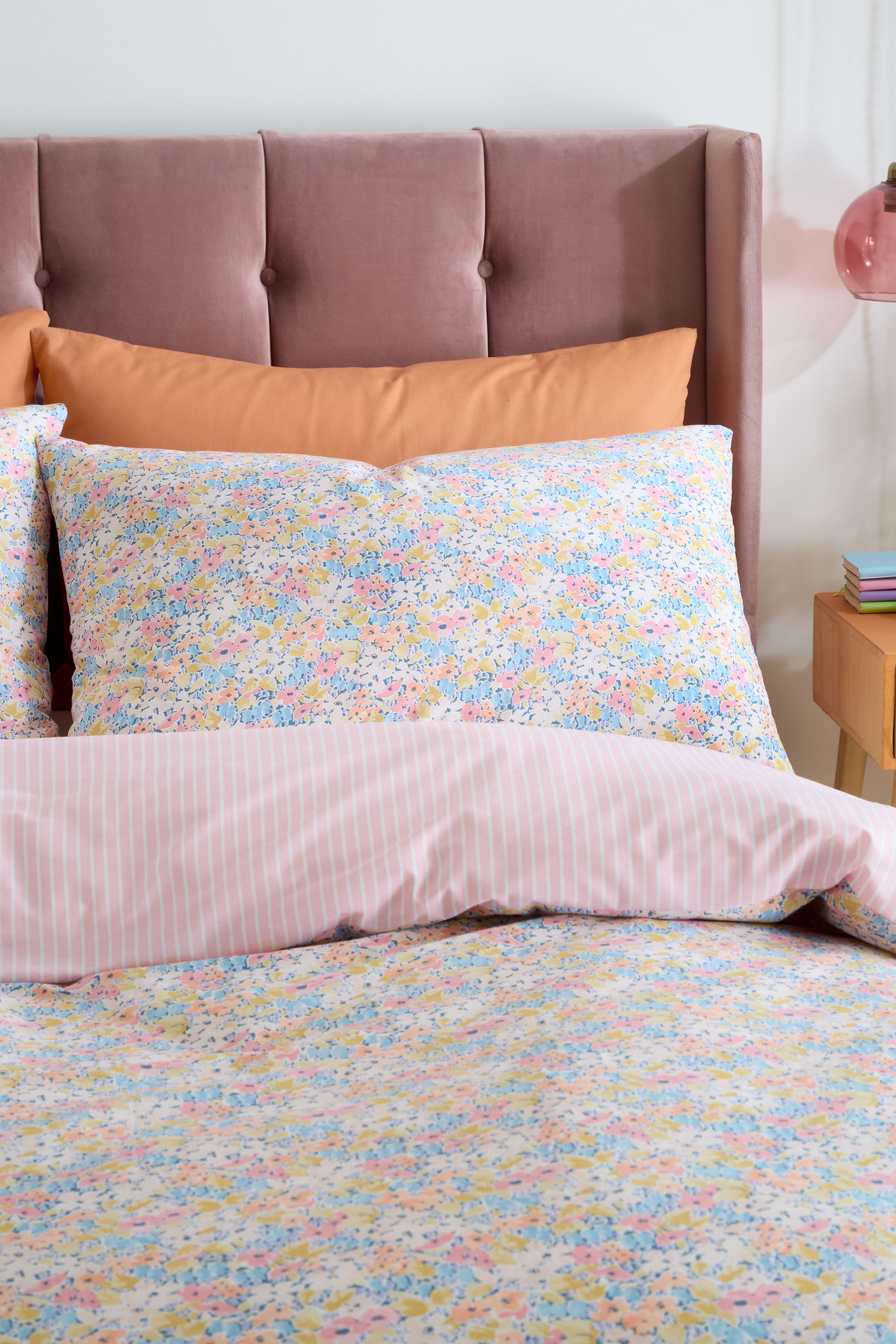 Catherine Lansfield 'Darcy Floral' Reversible Duvet Cover Set in Pink 3