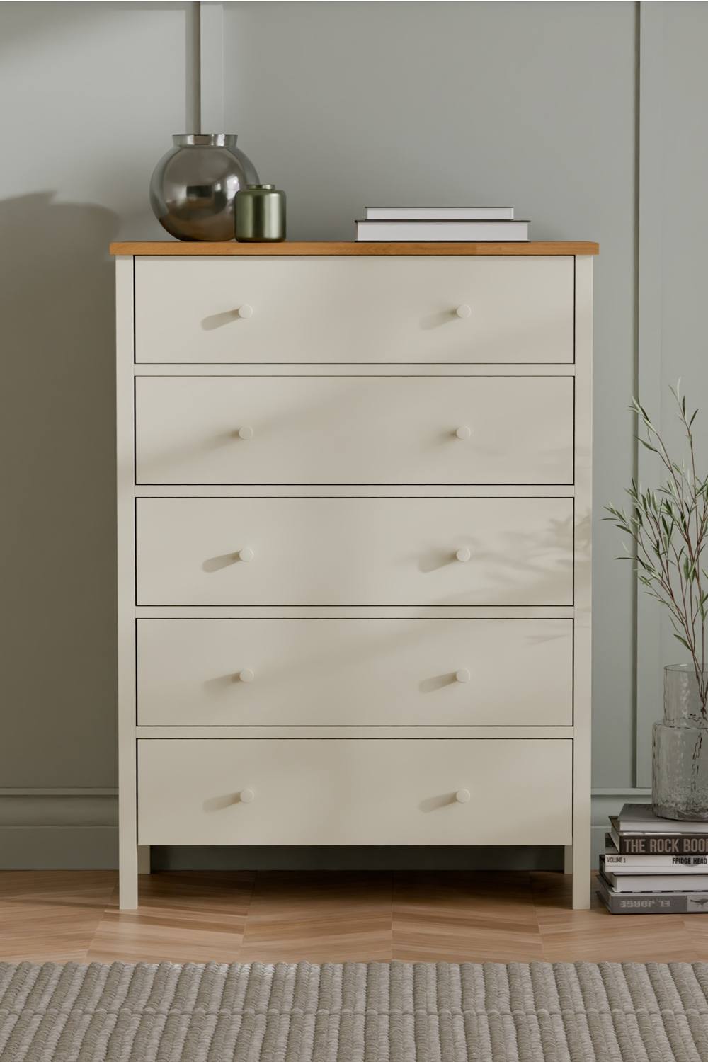 Julian Bowen Coxmoor 5 Drawer Wide Chest in Ivory