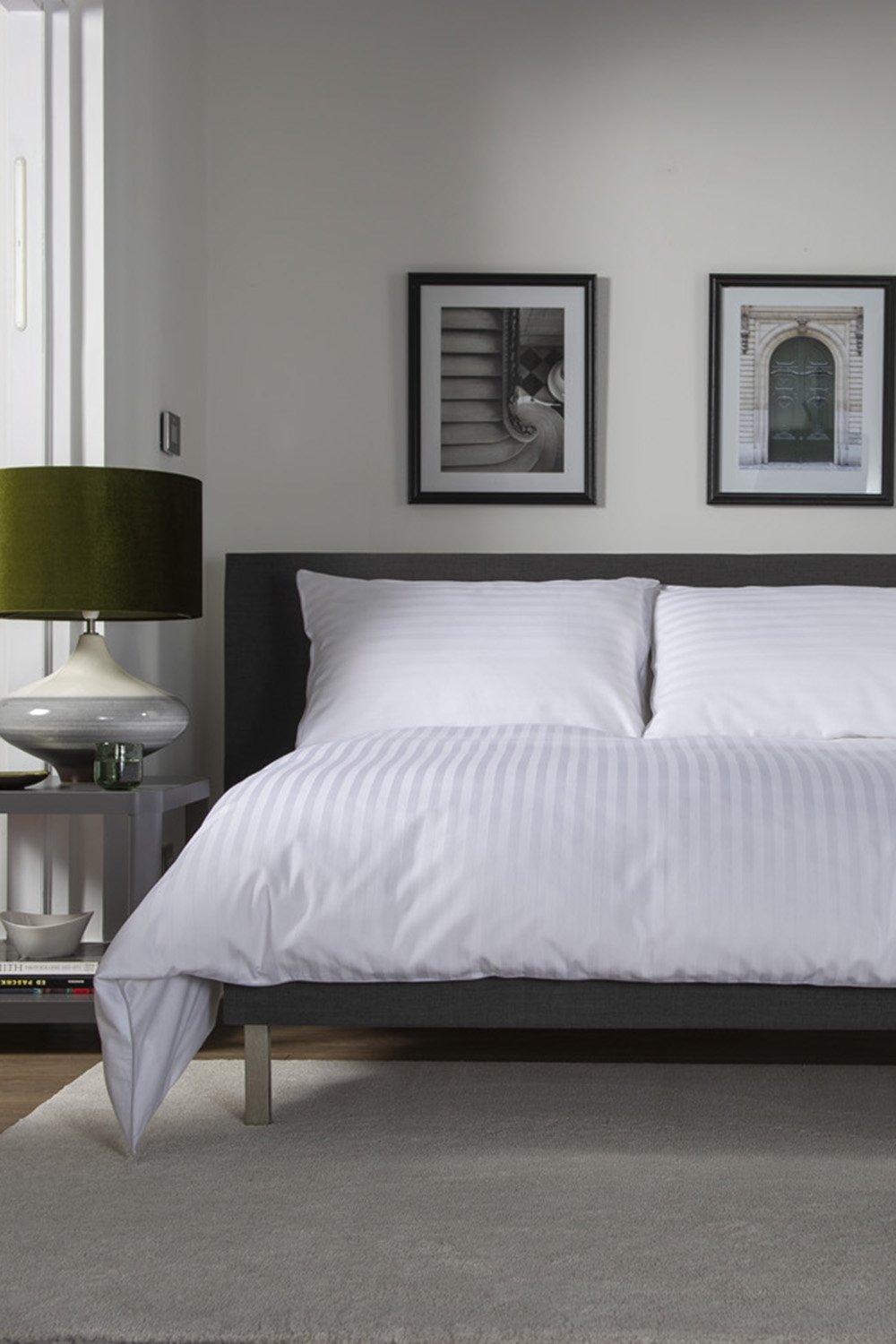 Canterbury King Duvet Set