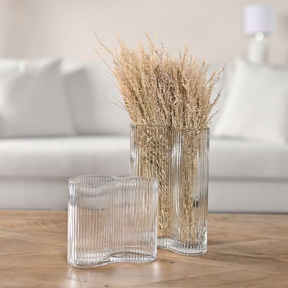 Hestia Ribbed Glass Vase 2