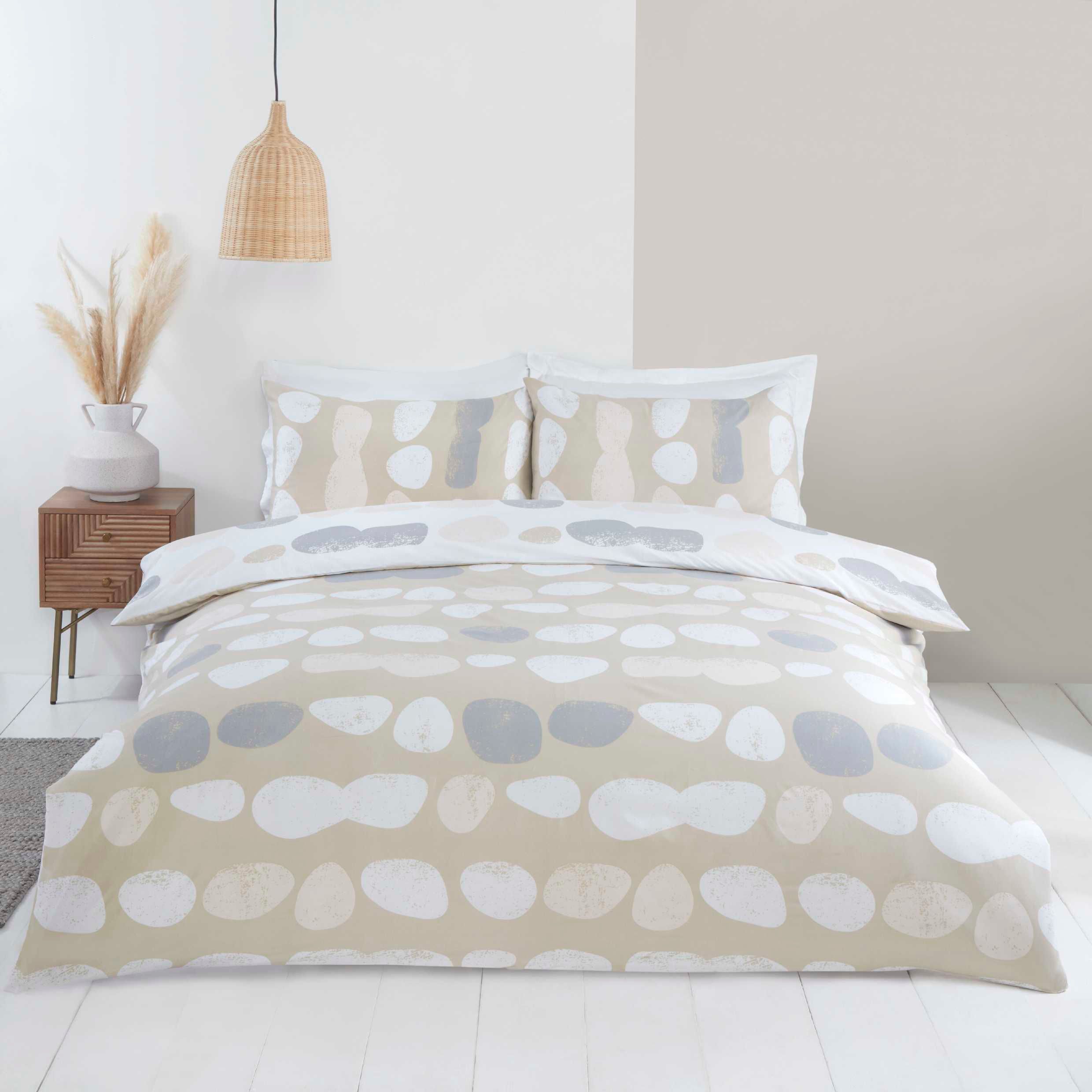 Rapport Home Truro Microfiber Reversible Duvet Cover Set with Pillowcase in Natural