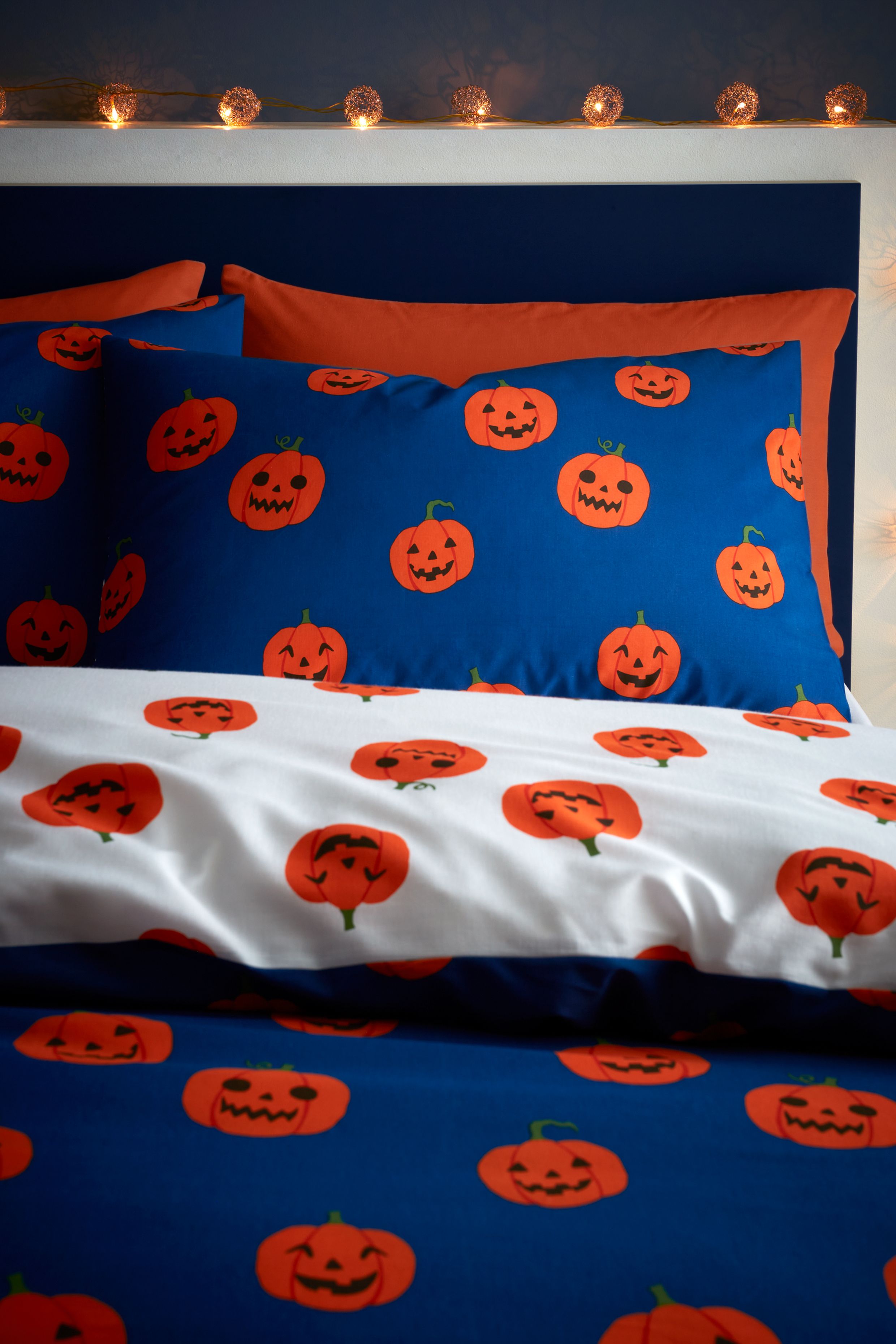 Catherine Lansfield 'Halloween Pumpkins' Reversible Duvet Cover Set in Navy 3