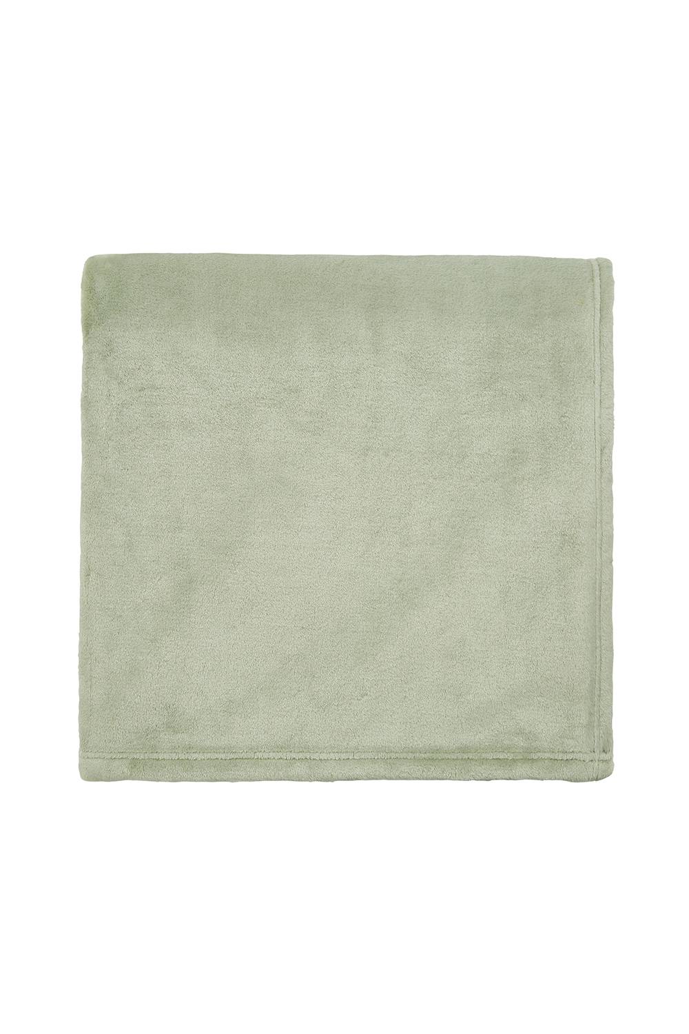 Helena Springfield 'Snug' Fleece Throw in Green
