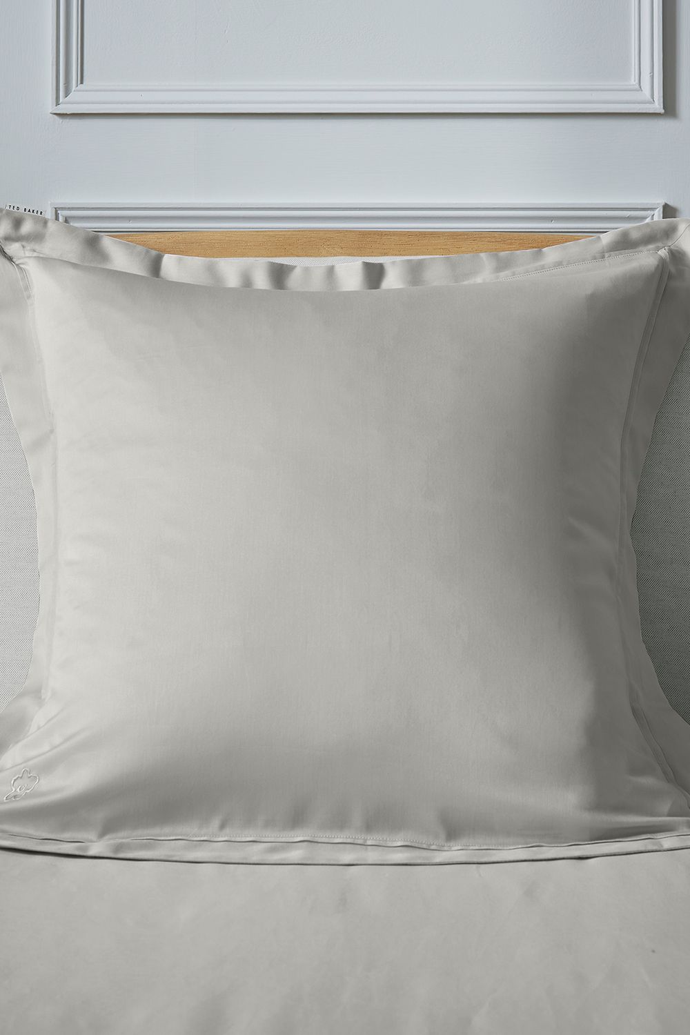 Ted Baker 'TB Plain Dye' Cotton Sateen Square Oxford Pillowcase in Silver 2