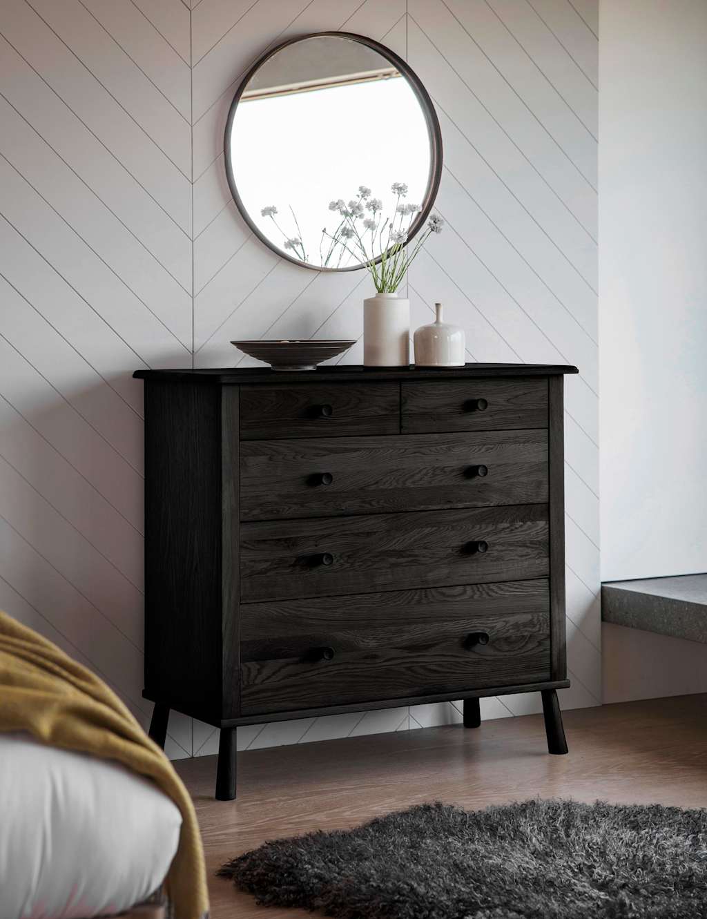 Gallery Direct Wycombe 5 Drawer Chest Black