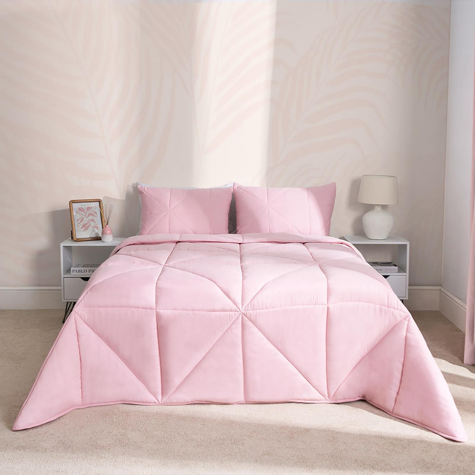 OHS Coverless Duvet Geo Quilted 7.5 TOG Bedding Pillowcase Bed Set in Pink