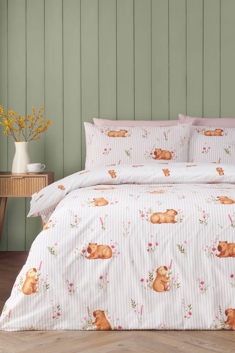 Catherine Lansfield 'Happy Capy(bara)' Reversible Duvet Cover Set in Natural