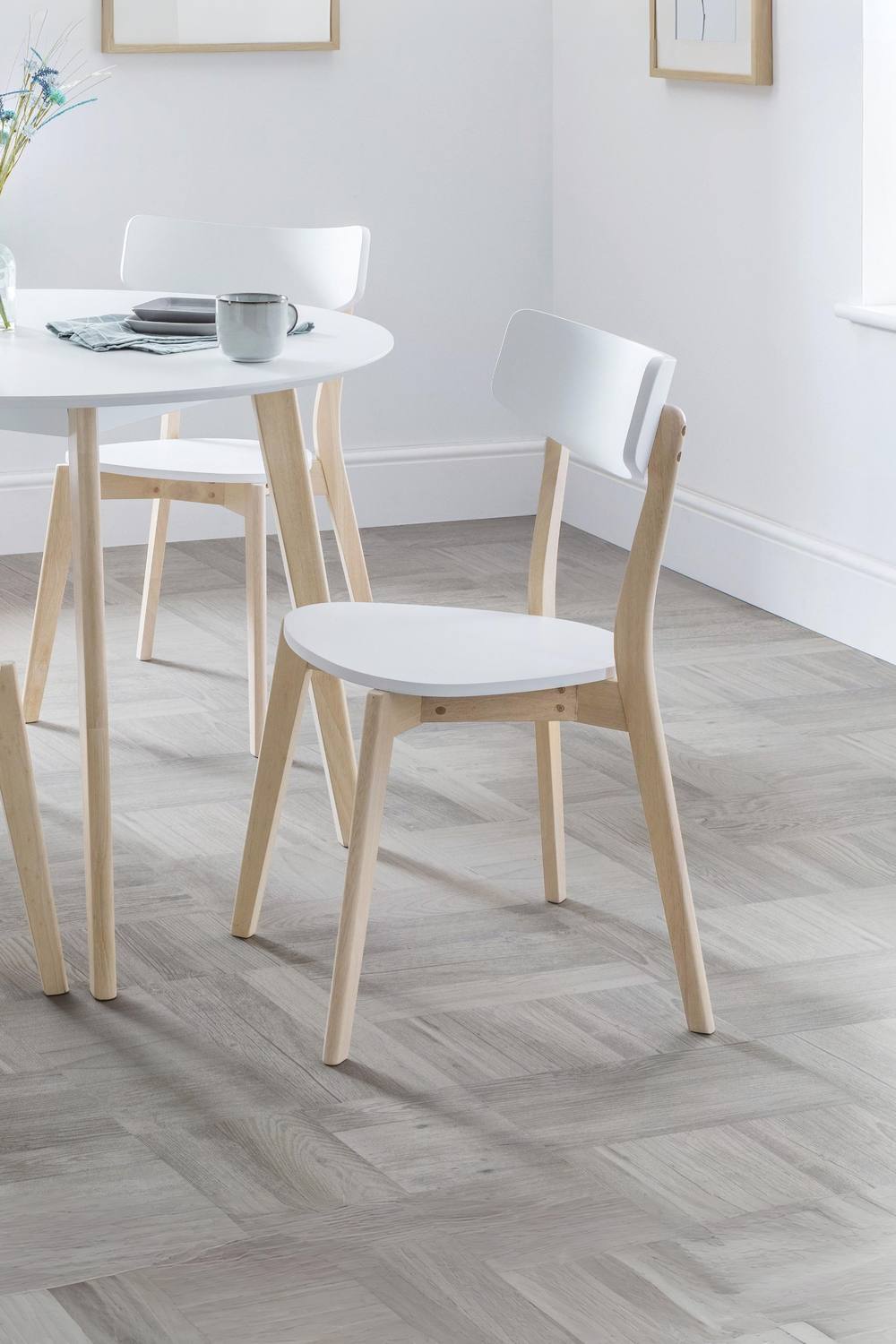 Julian Bowen Casa Dining Chair (Set of 2) in White
