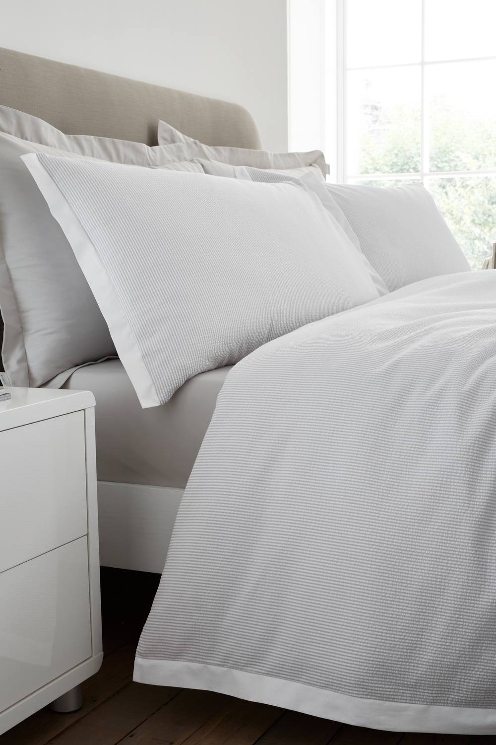 Bianca 'Seersucker Woven Stripe' 180 Thread Count Cotton Duvet Cover Set in Grey 4