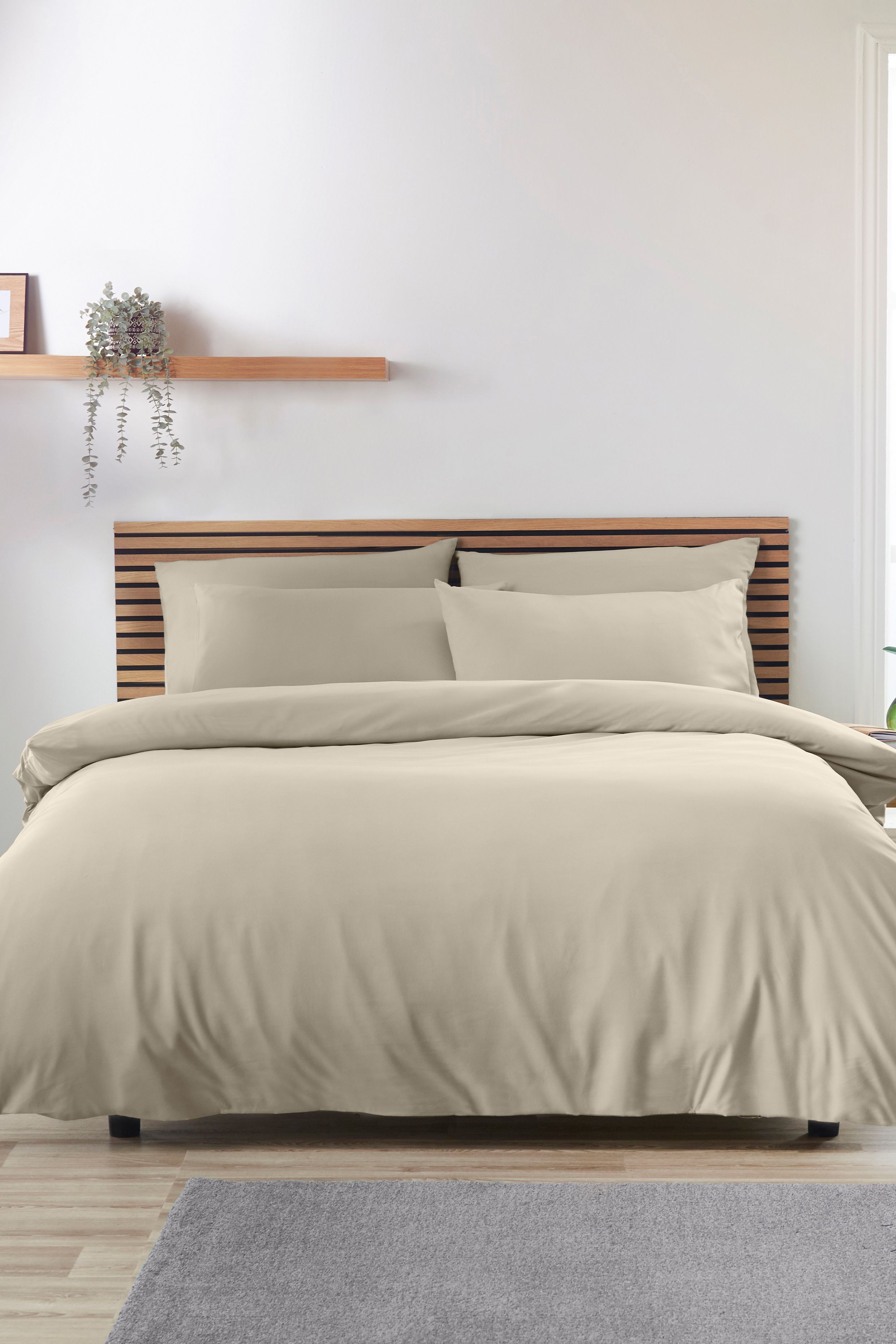 Catherine Lansfield So Soft Non Iron Duvet Cover Set in Natural