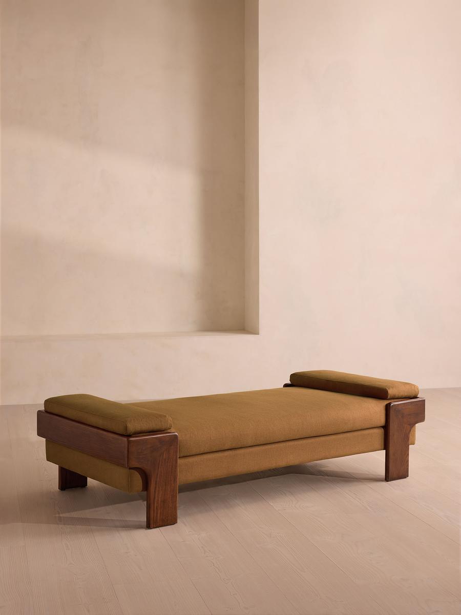 Marcia Daybed, Linen, Ochre