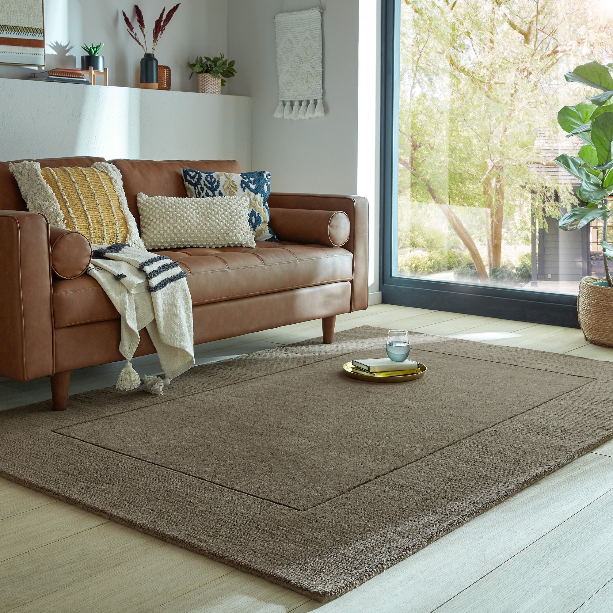 Boston Wool Border Rug Boston Wool Mocha