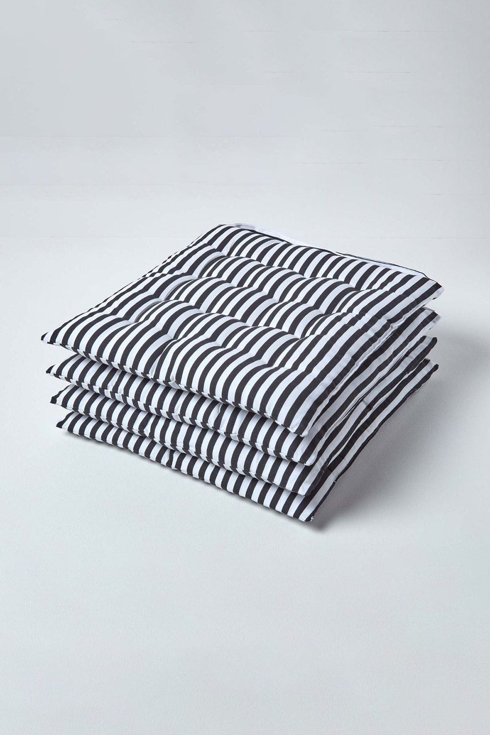 Homescapes Set of 4 Black & White Stripe Seat Pad with Straps 40 x 40 cm