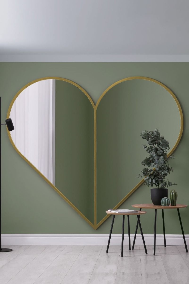 MirrorOutlet Gold Metal Framed Heart Shaped Leaner/Wall Mirror (180CM X 180CM) 2