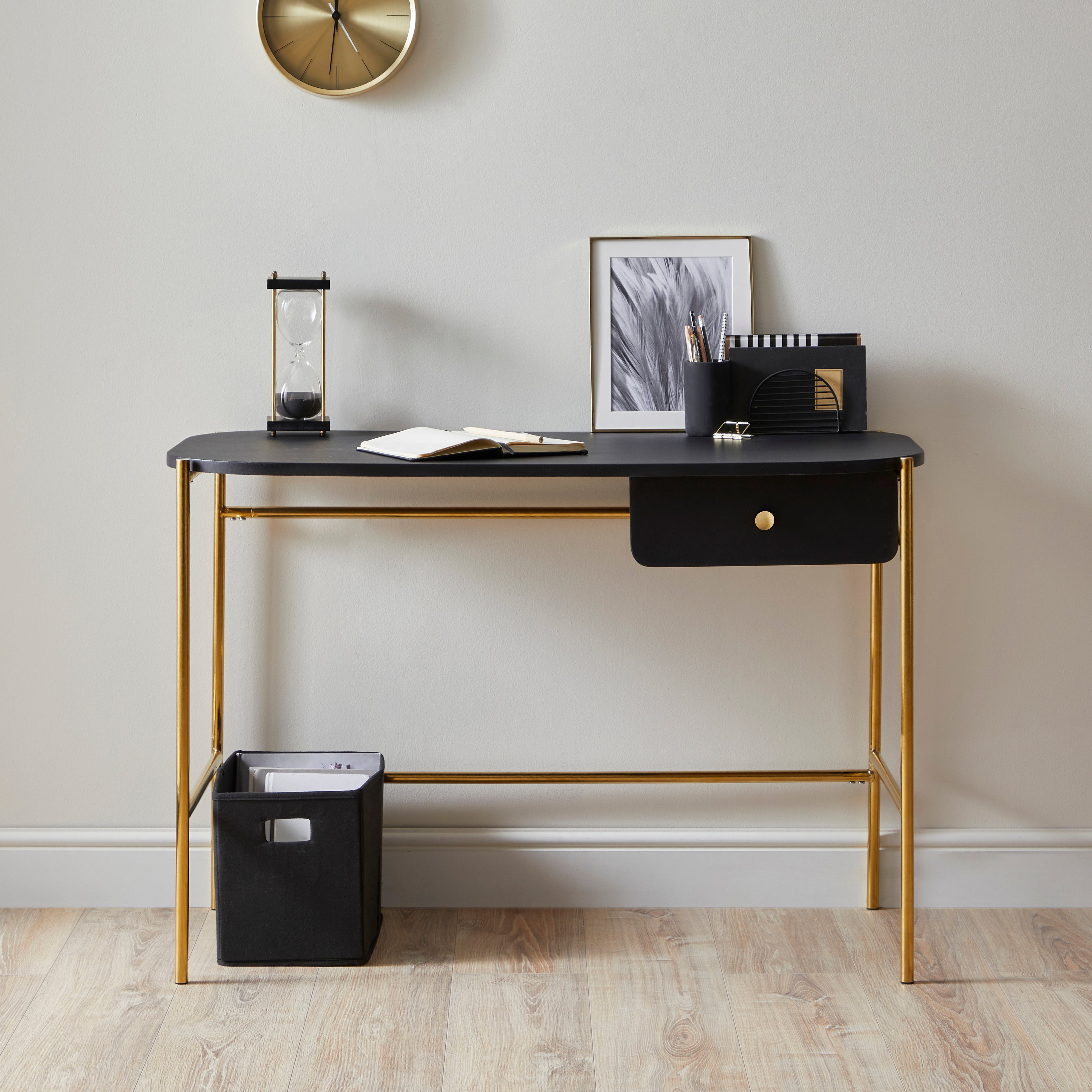 Petra Desk Black/Gold