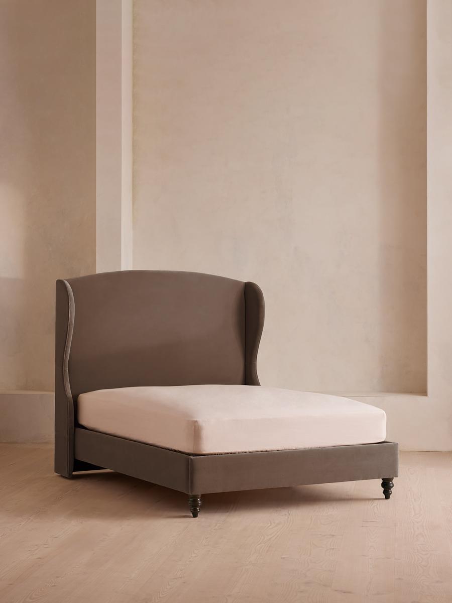 Rivas Bed, King, Velvet, Taupe