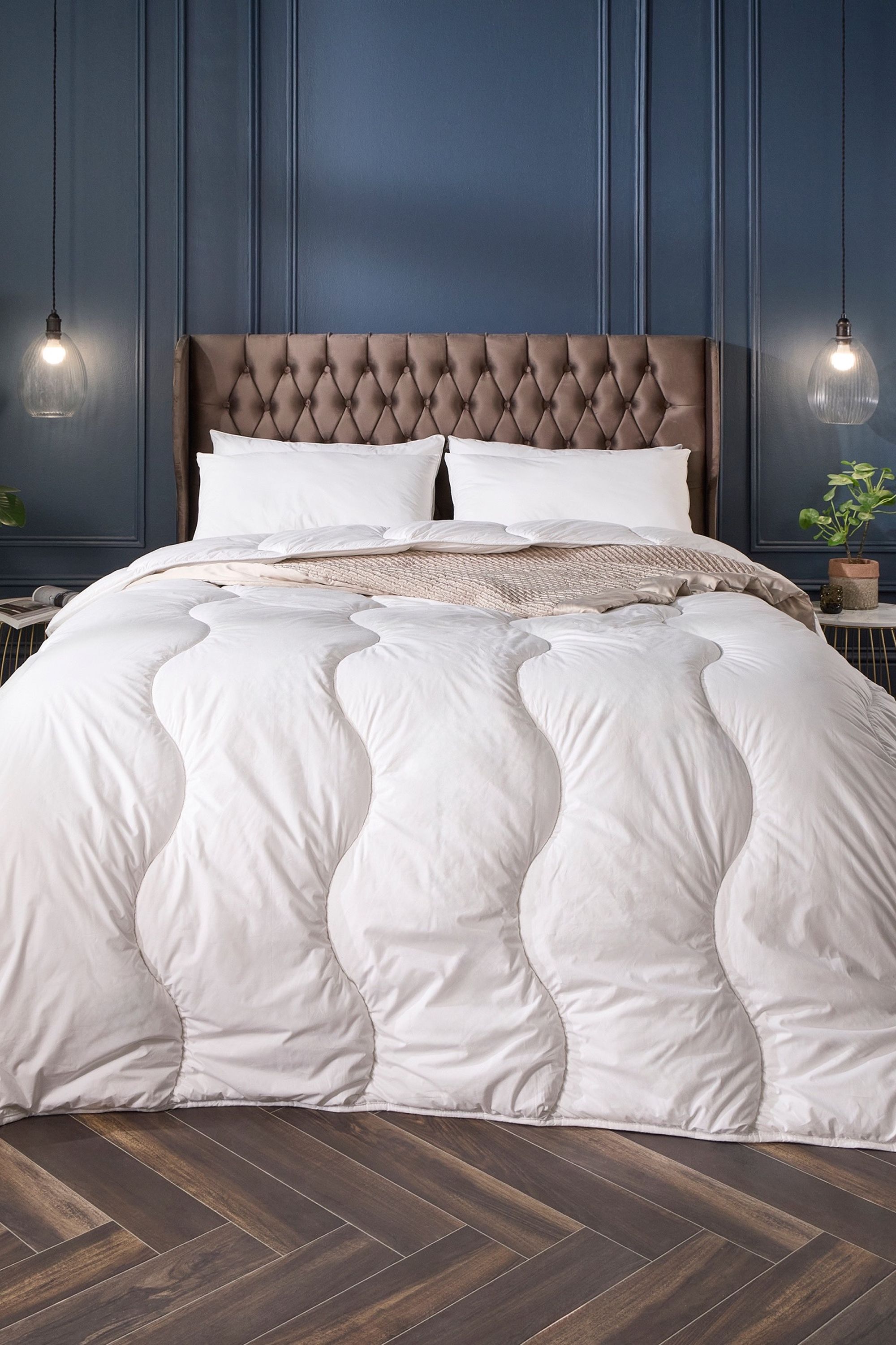 Snuggledown Retreat Indulgent Cotton 13.5 Tog Winter Duvet in White