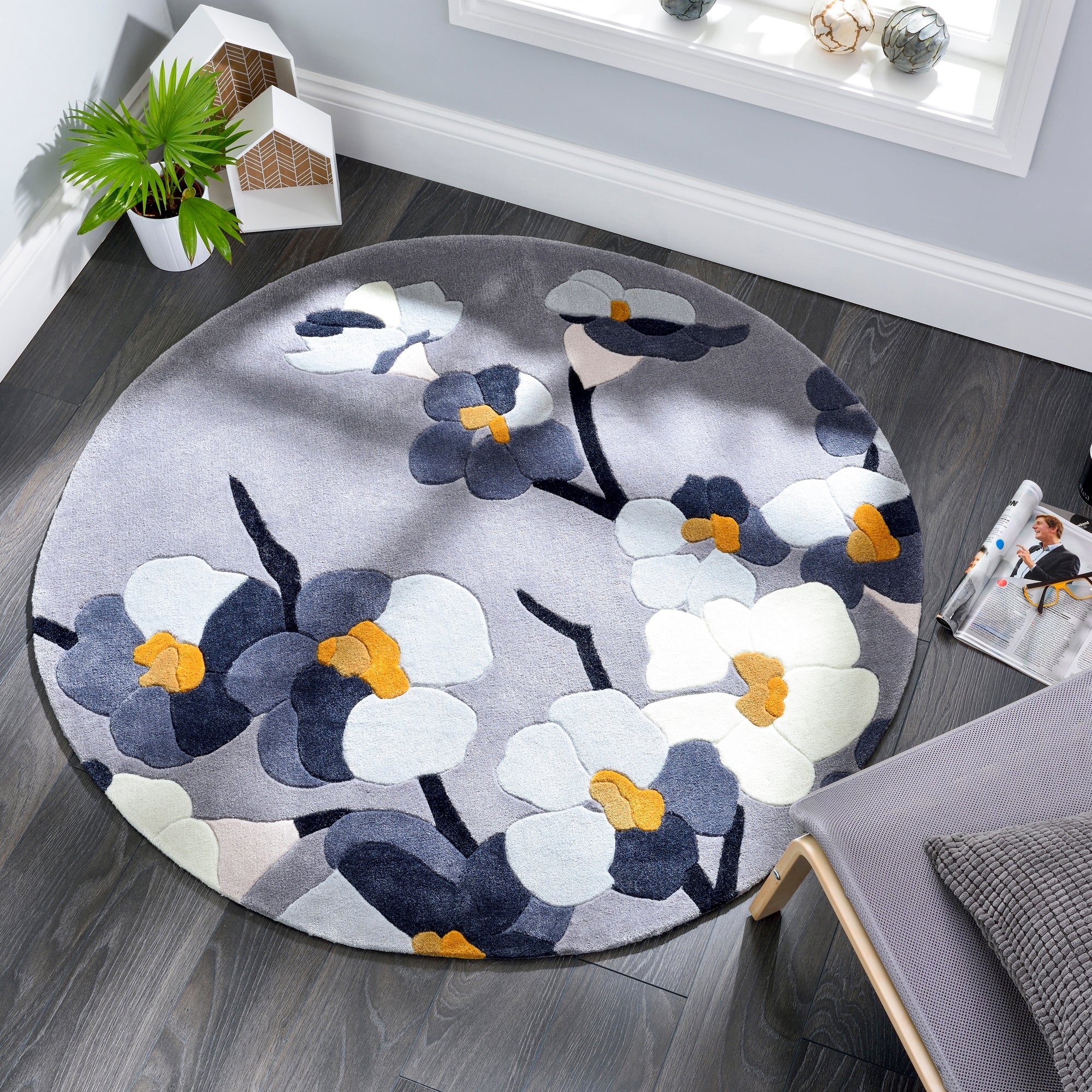 Infinite Blossom Circle Rug Grey