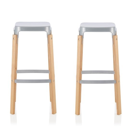 Hoker 66cm Bar Stools In Glossy Silver In A Pair