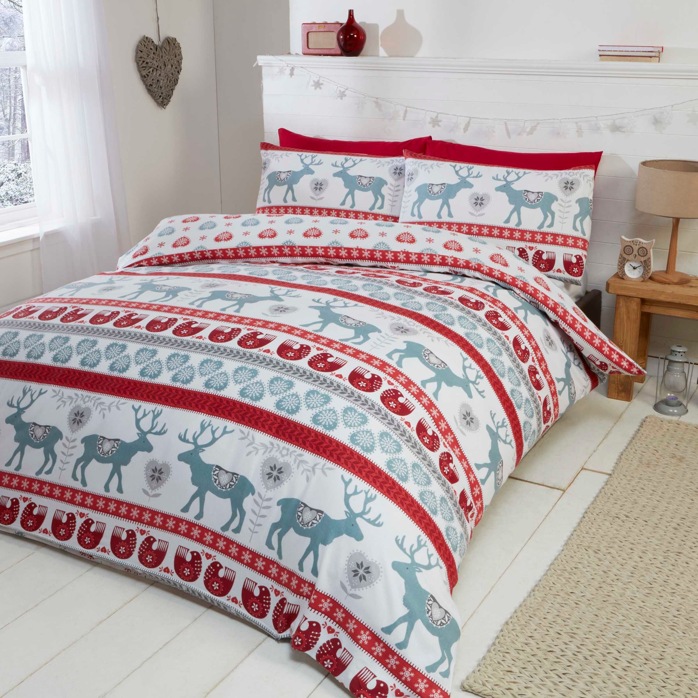 Rapport Home Scandi Polycotton Duvet Cover Set With Pillowcase in Red