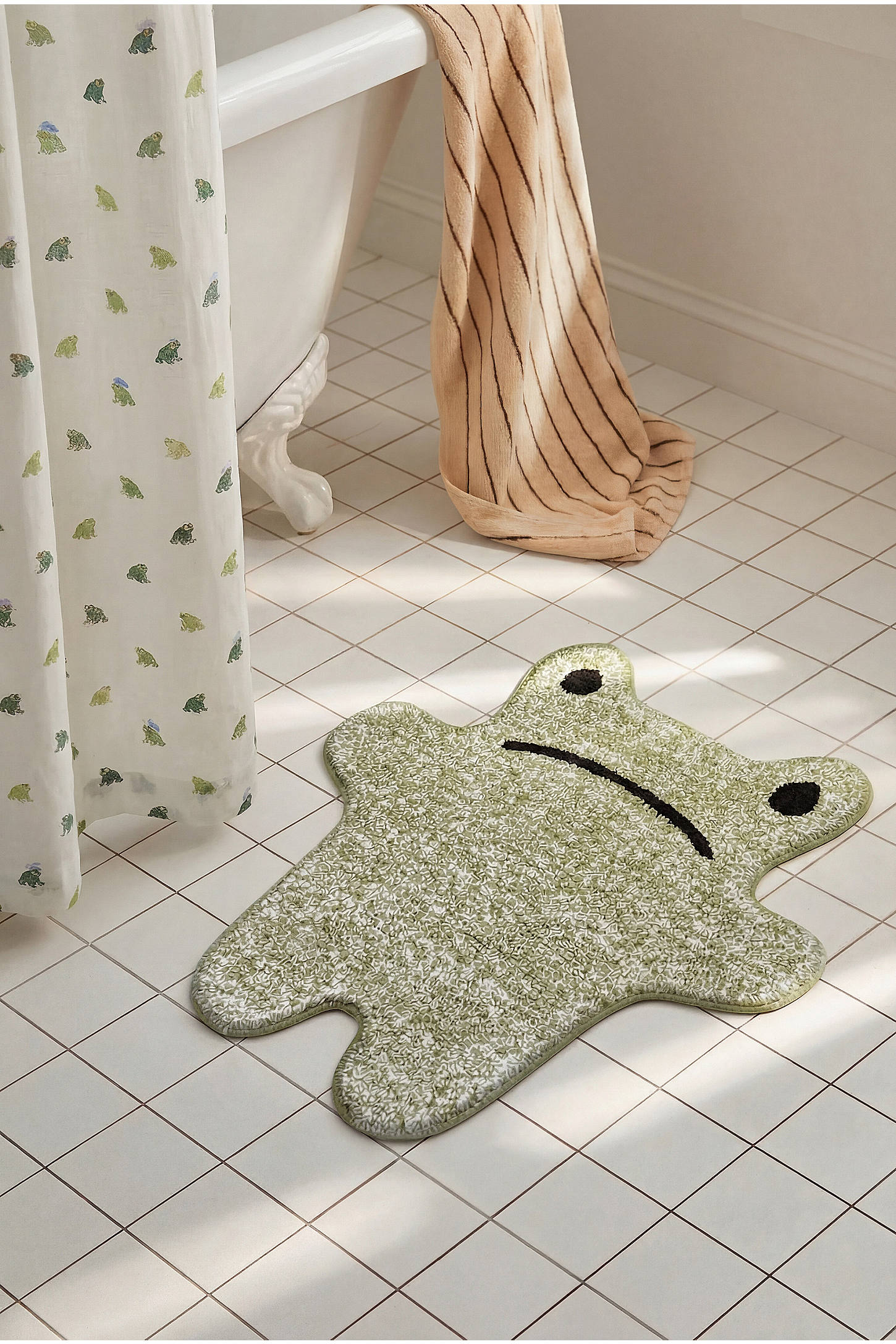 Grumpy Frog Bath Mat - Green