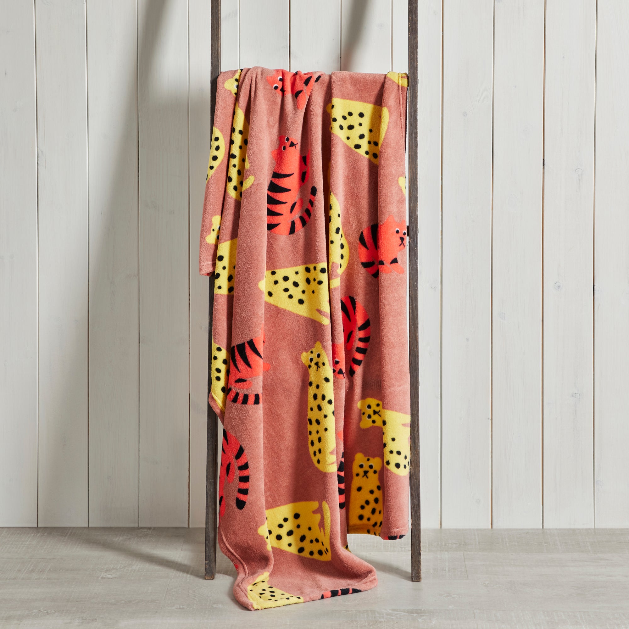 Big Cats Fleece Blanket Orange