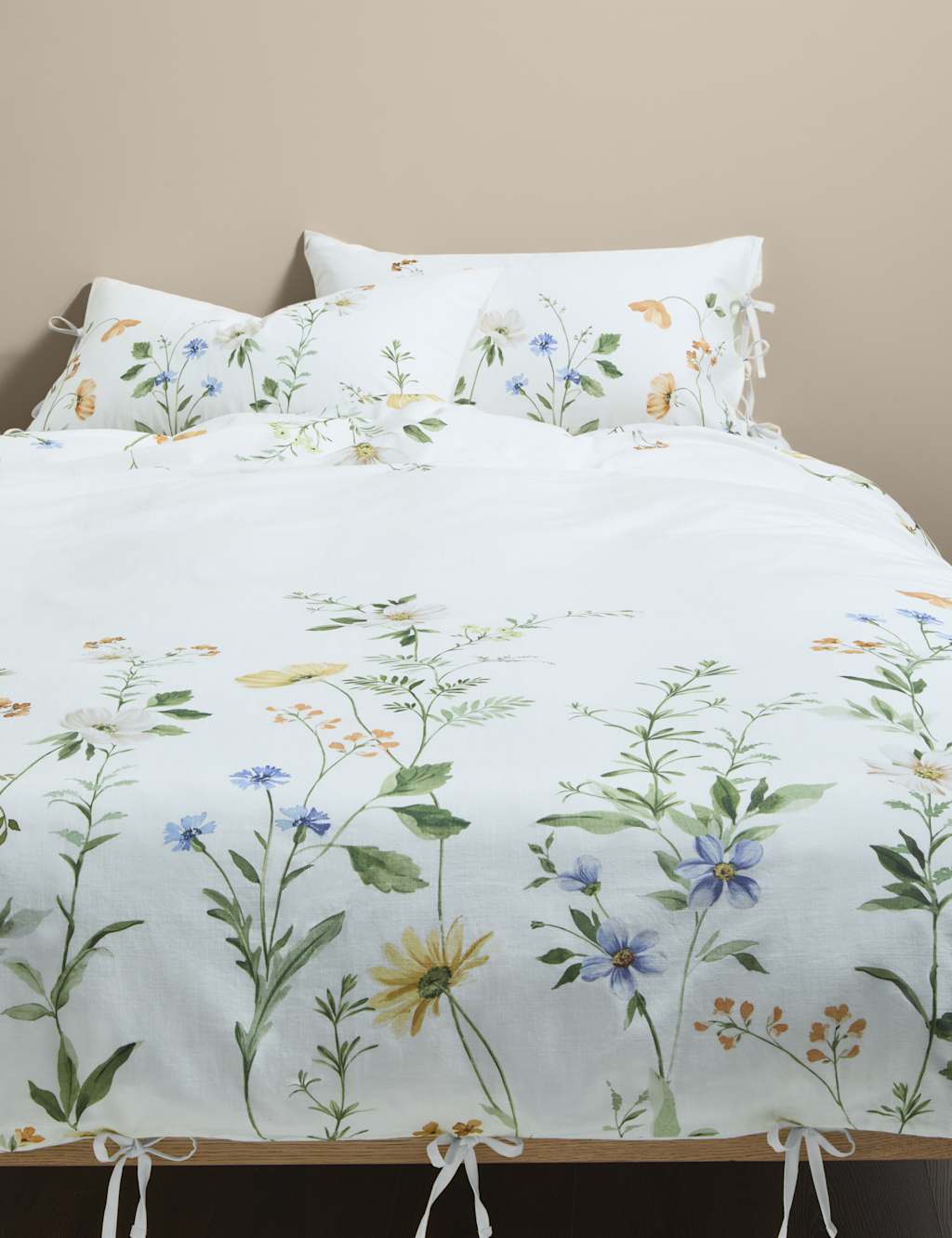M&S Pure Cotton Spring Meadow Bedding Set Green Mix