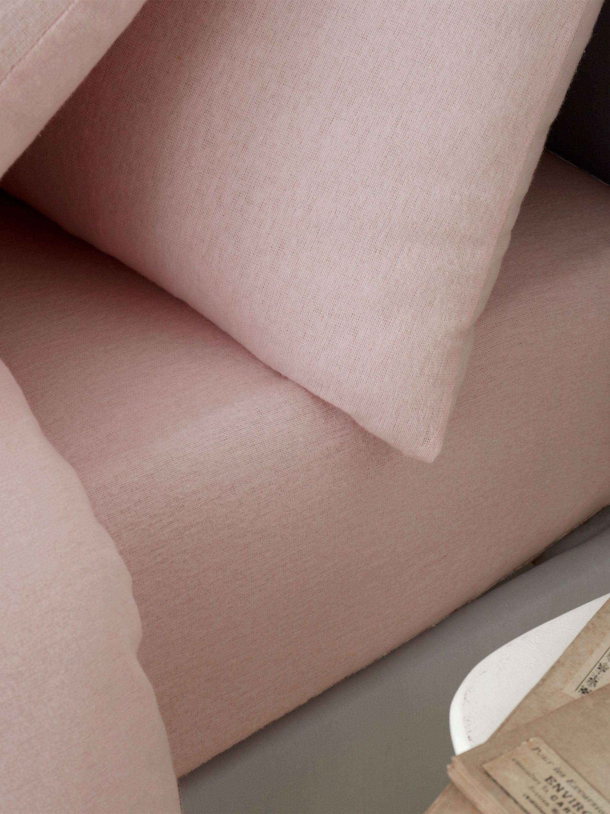 Catherine Lansfield 'Brushed Cotton' Fitted Sheet in Pink