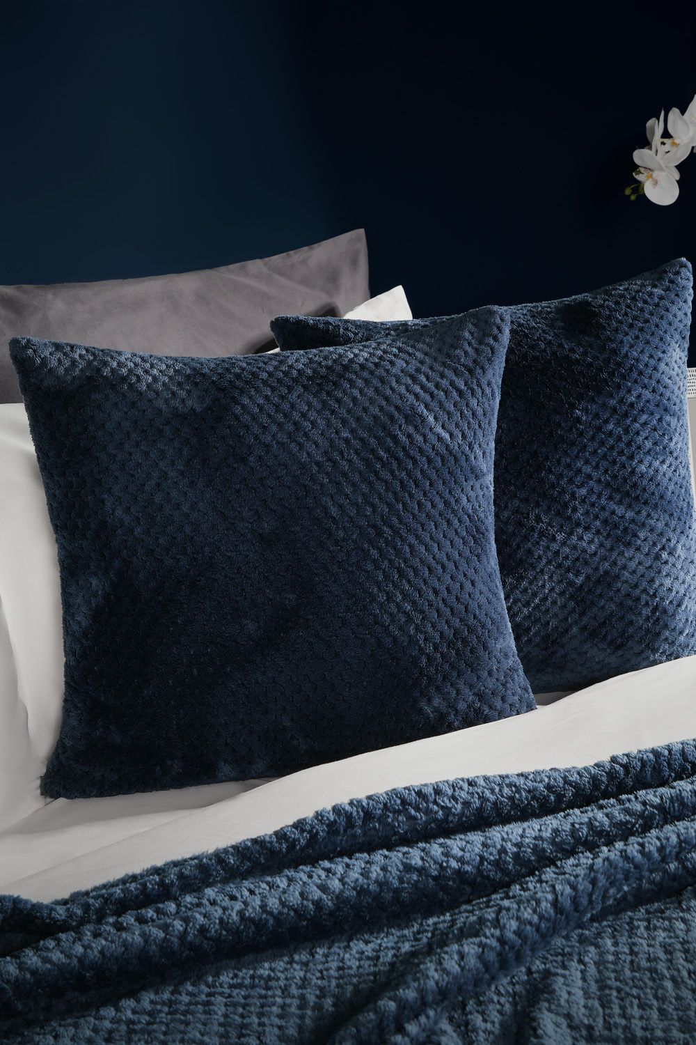 OHS 2 Pack of Waffle Fleece Square Cushion Covers in Navy