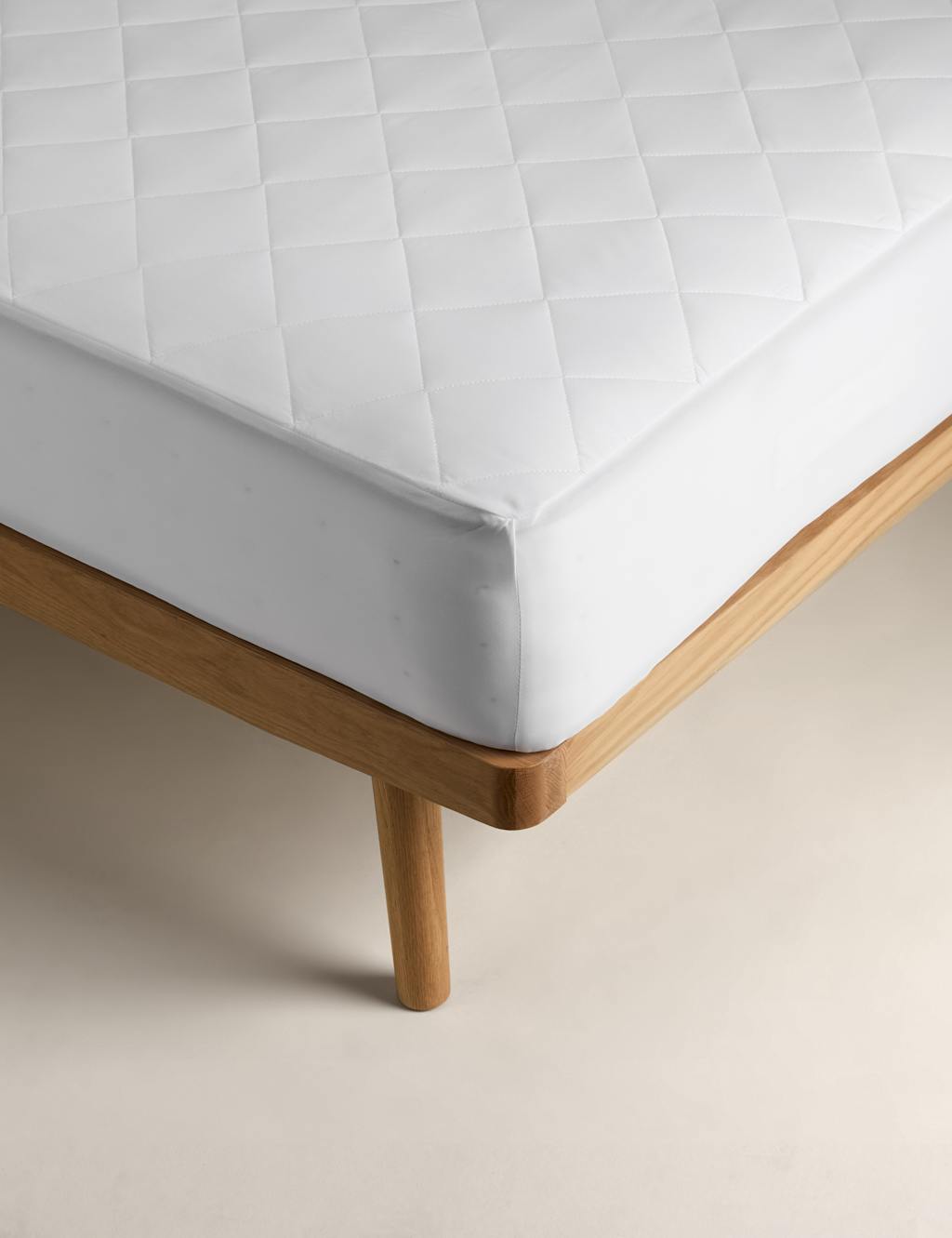 M&S Advanced Allergy Protection Extra Deep Mattress Protector White