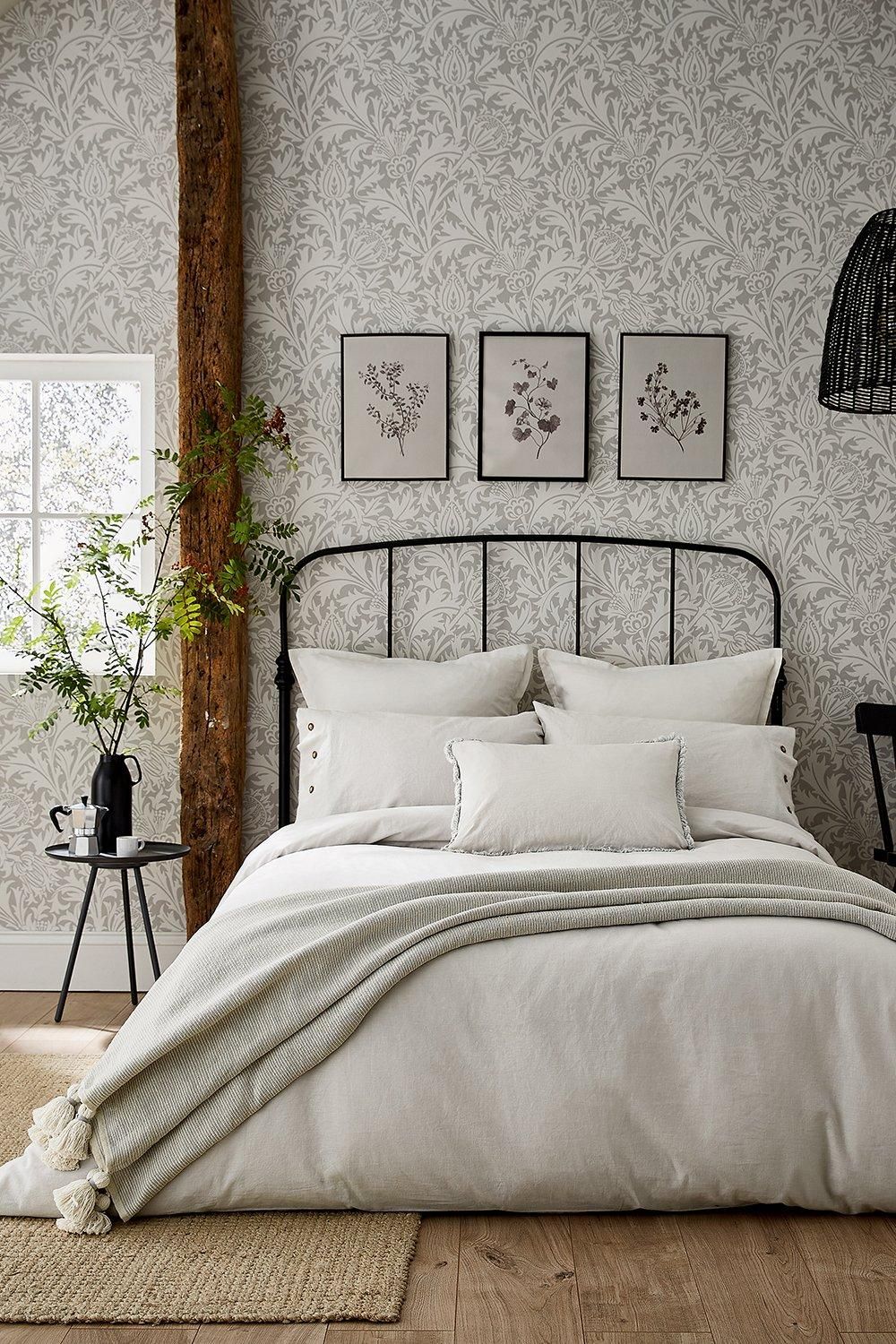 Morris & Co 'Pure Linen Cotton' Square Pillowcase in Silver 3