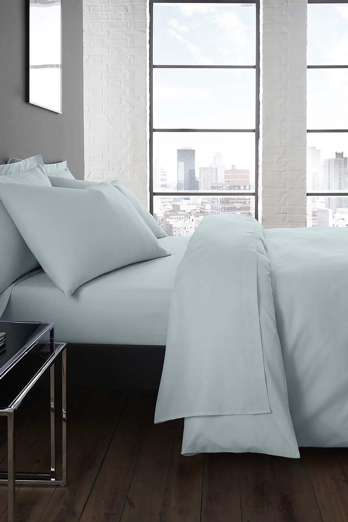 Serene 'Plain Dyed' Soft Touch 32cm Fitted Bed Sheet in Duck Egg Blue | Size: Double