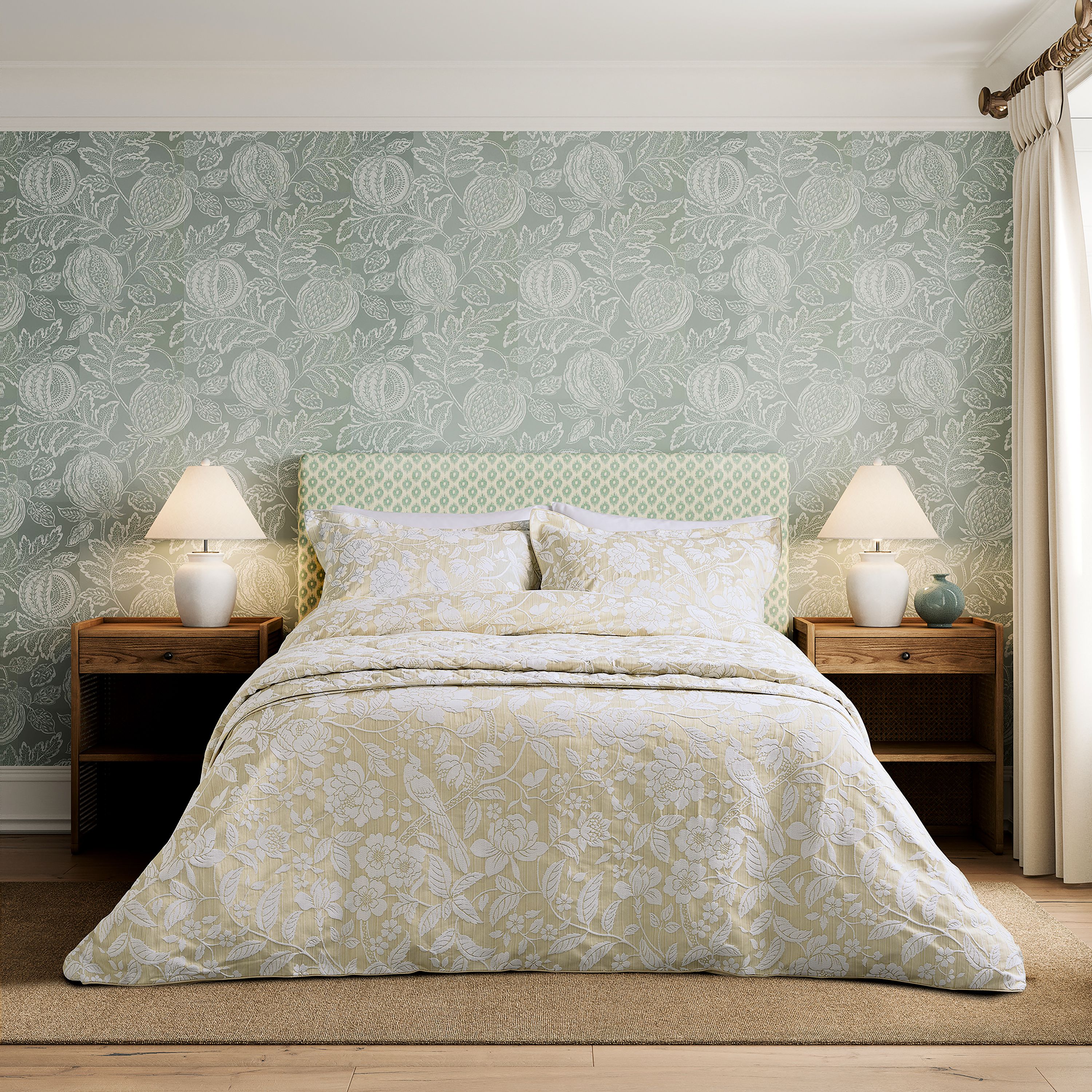 Sanderson 'Pyramus' Cotton Duvet Cover Set in Gold