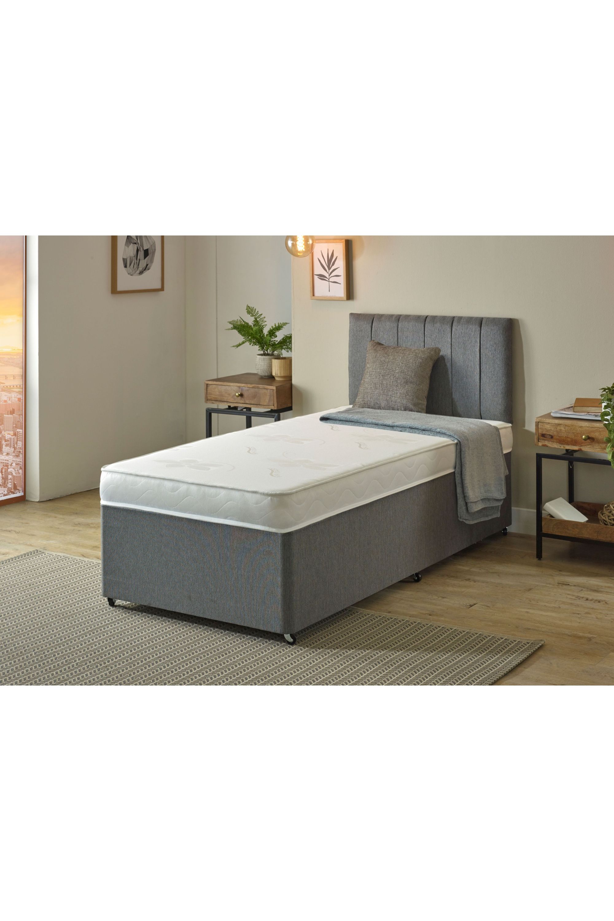 eXtreme Comfort Ltd Orthopaedic Reflex Foam Mattress 4 Inch Deep Medium Firm Support in White