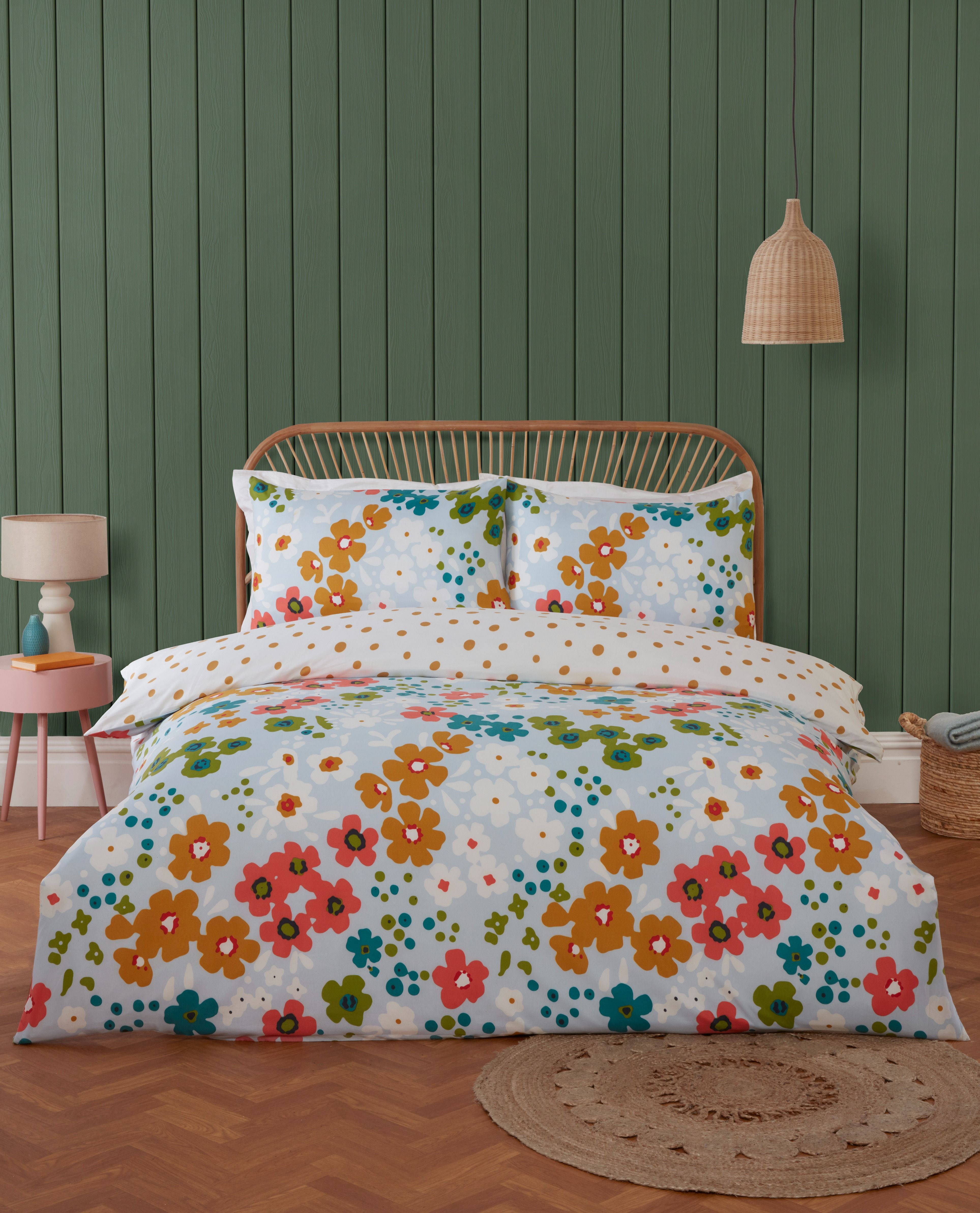 Rapport Home Betty Polyester Reversible Duvet Cover Set with Pillowcase
