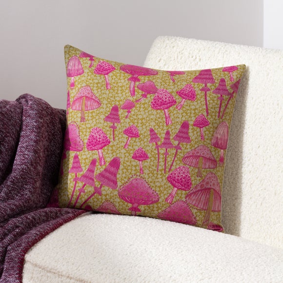 Furn. Mushroom Fields Square Cushion