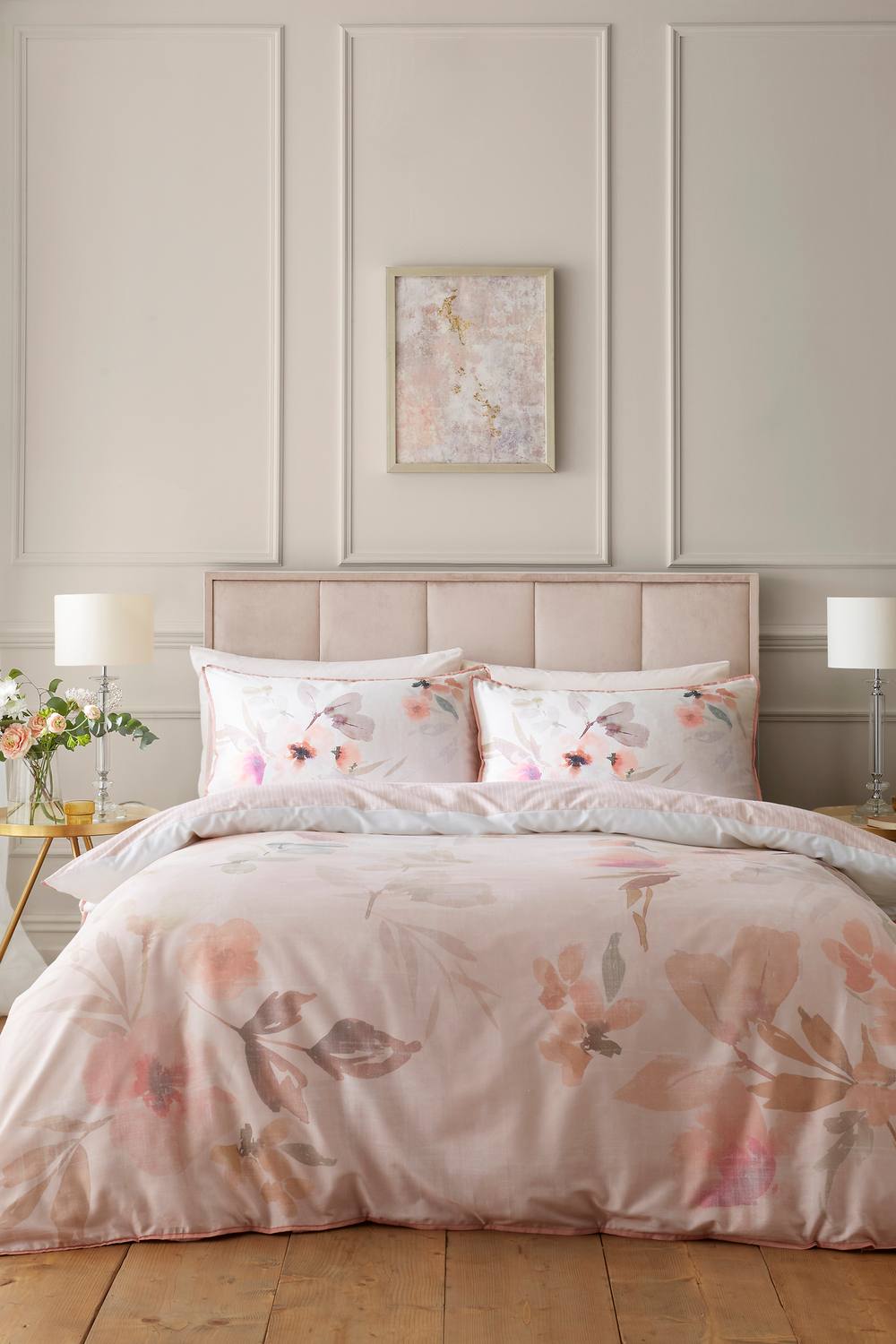Soiree 'Mia Floral Blooms' 100% Cotton Duvet Cover Set in Natural