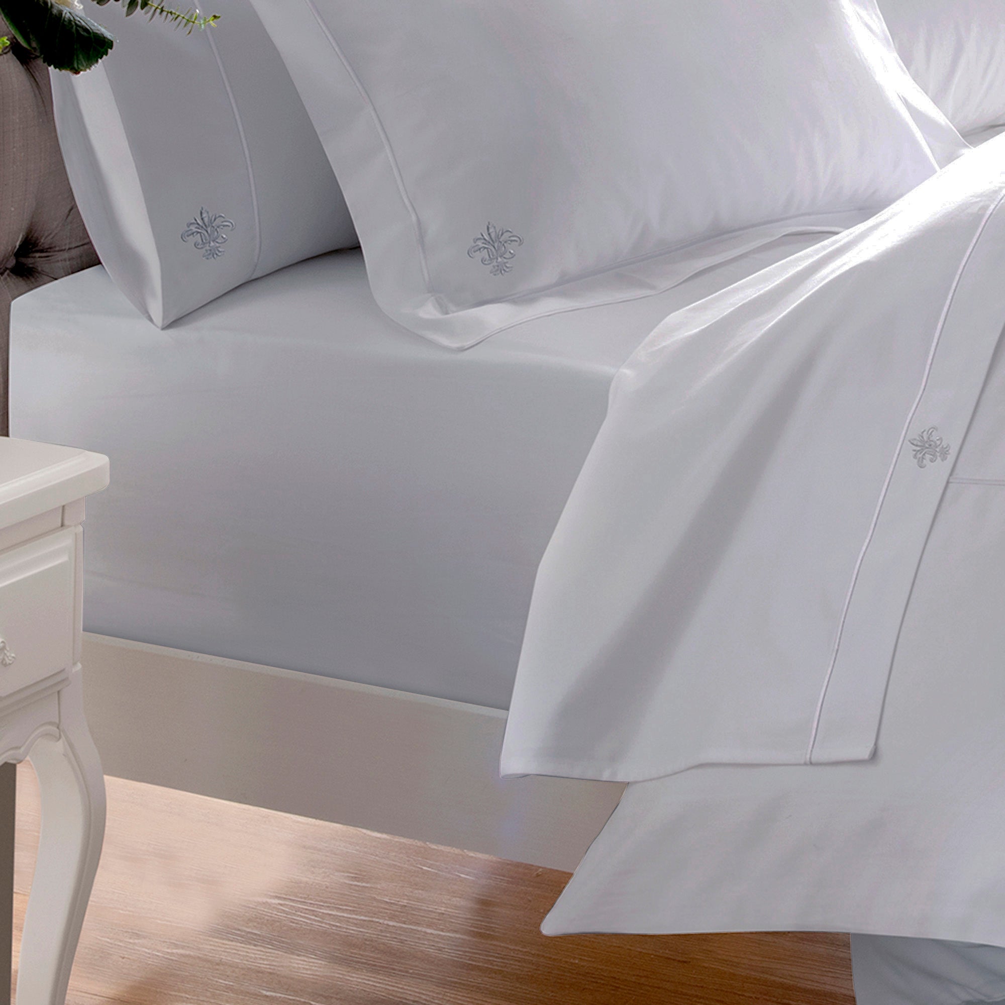 Dorma Egyptian Cotton 1000 Thread Count Fitted Sheet Silver