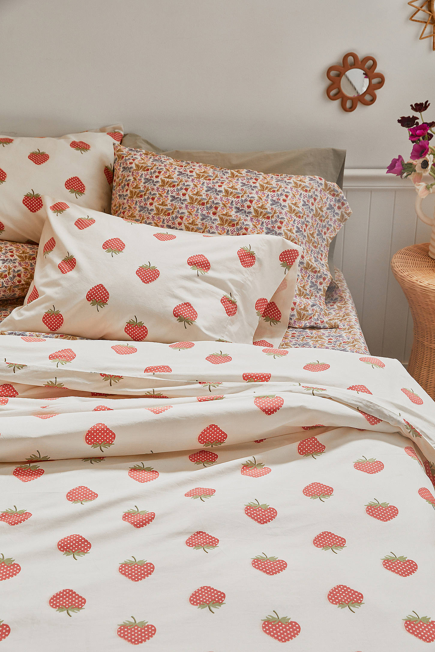 Strawberry Duvet Set - White