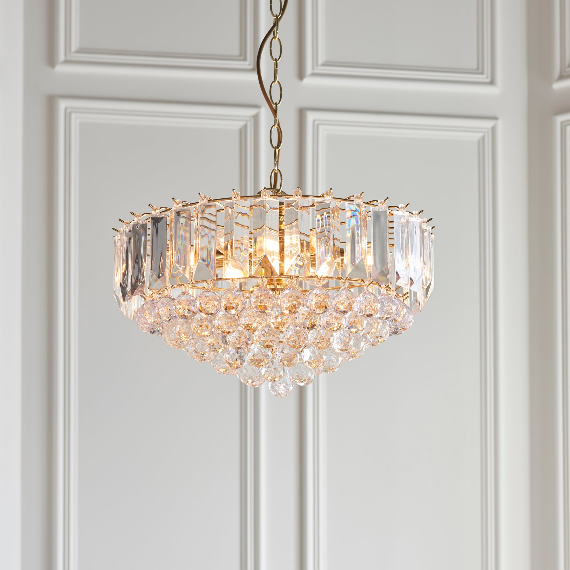 Vogue Tioga 6 Light Chandelier