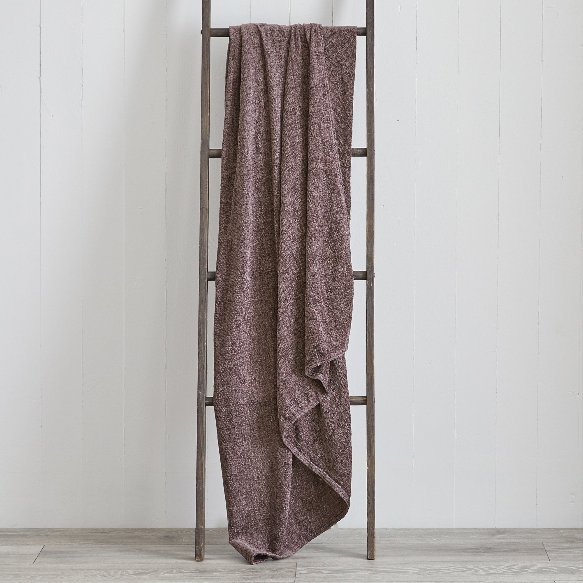 Chenille Mauve Throw Mauve
