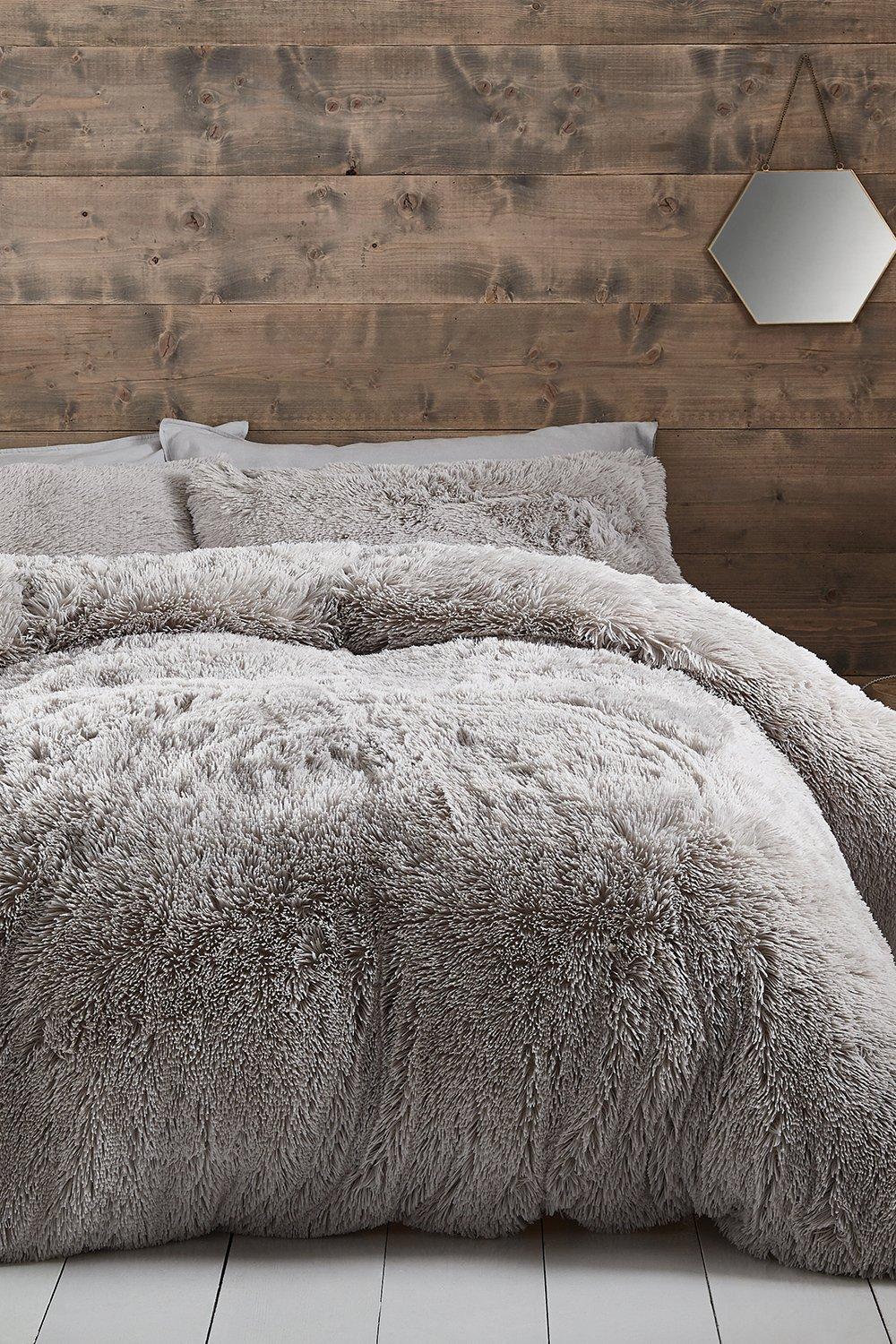 Cuddly Super King Duvet Set